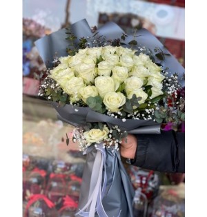 Beyaz Gül Buketi 37 Adet
